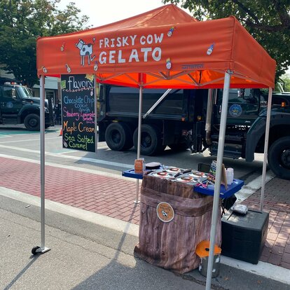 A 6.5x6.5ft small food tent. 