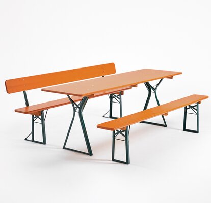 The classic beer tent set consists of a table with legroom, a bench with backrest and a classic bench.