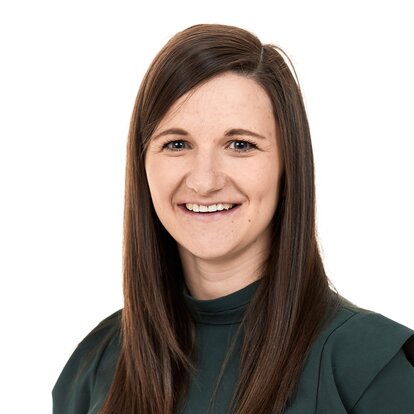 Mitarbeiterin Melanie Hopfgartner