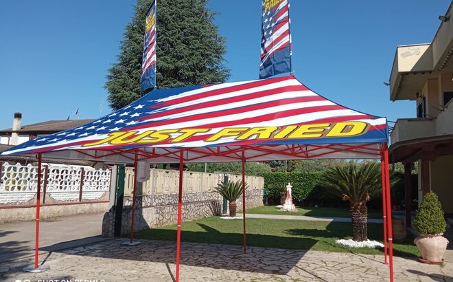Customized 6x3 folding gazebo with red frame and sublimation printing US flag and awning for street food "Just Fried"