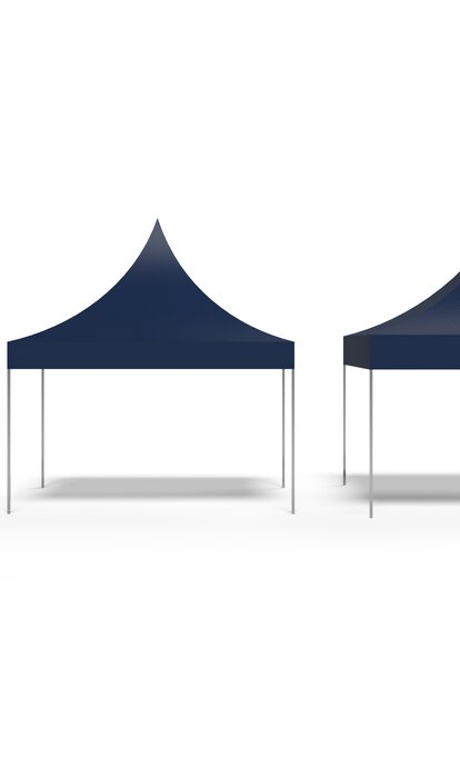 Tre gazebo a pagoda blu stanno una accanto all'altra. Hanno le dimensioni 3x3 m, 4x4 m e 5x5 m.