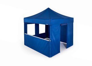 Namioty MASTERTENT z serii jakościowej S1 w kolorze niebieskim. Namiot posiada kilka ścian bocznych, w tym okna, drzwi i lady.