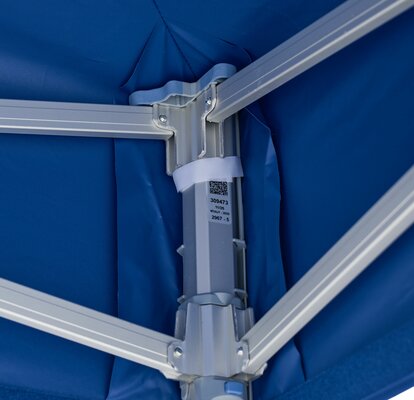 I tappi di gomma proteggono il tessuto del tetto del padiglione pieghevole.