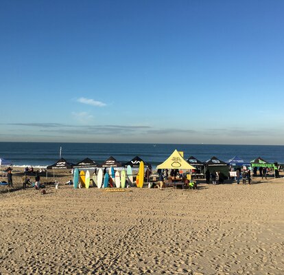 Gazebo pieghevole Mastertent 3x3 m giallo con tettoie e logo Sun Bath per vendita in spiaggia
