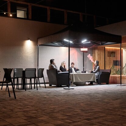 Gazebo esterno 3x3m per fumatori per esterni bar, locali e ristoranti, design pulito con luci led e riscaldatore infrarossi